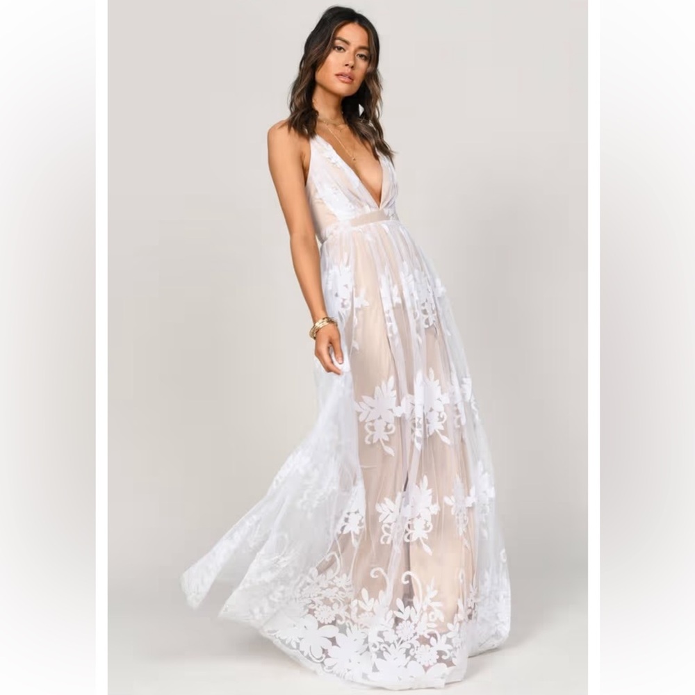 NWT Tobi White Floral Lace Maxi Dress